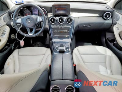 Zdjęcie 8 z 12 samochodu: 2015 MERCEDES-BENZ C 300 VIN:55SWF4JB0FU081560 - miniatura