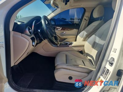 Zdjęcie 7 z 13 samochodu: 2016 MERCEDES-BENZ GLC 300 VIN:WDC0G4JB4GF091987 - miniatura
