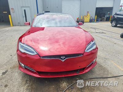 Piąte zdjęcie samochodu w środku: 2017 TESLA MODEL S VIN:5YJSA1E20HF183144 - miniatura