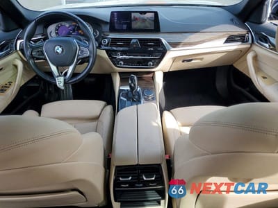 Zdjęcie 8 z 13 samochodu: 2018 BMW 530E VIN:WBAJA9C56JB034377 - miniatura