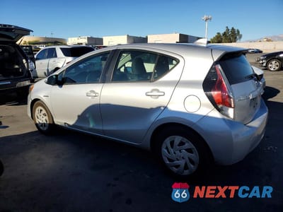 Drugie zdjęcie samochodu z przodu: 2016 TOYOTA PRIUS C TWO VIN:JTDKDTB3XG1133942 - miniatura