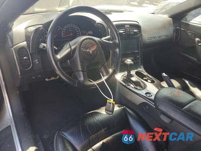 Zdjęcie 8 z 12 samochodu: 2005 CHEV CORVETTE VIN:1G1YY22UX55135786 - miniatura