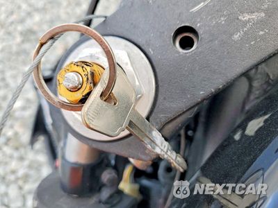 Zdjęcie 8 z 9 samochodu: 2012 YAMAHA YZFR6 VIN:JYARJ16E8CA025879 - miniatura