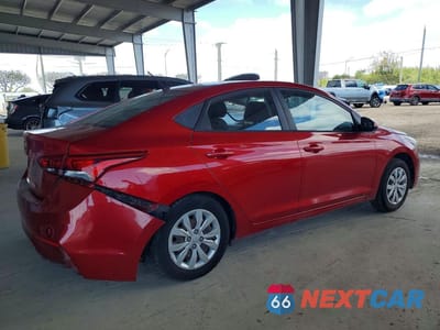Trzecie zdjęcie samochodu z tyłu: 2019 HYUNDAI ACCENT SE VIN:3KPC24A35KE050782 - miniatura