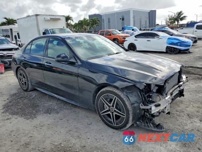Czwarte zdjęcie samochodu z boku: 2025 MERCEDES-BENZ C 300 4MATIC VIN:W1KAF4HB9SR281719 - miniatura
