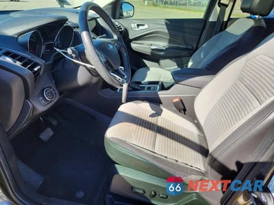 Zdjęcie 7 z 12 samochodu: 2017 FORD ESCAPE TITANIUM VIN:1FMCU0J93HUC67275 - miniatura