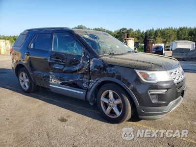 Czwarte zdjęcie samochodu z boku: 2019 FORD EXPLORER XLT VIN:1FM5K7D81KGA49660 - miniatura