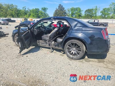 Drugie zdjęcie samochodu z przodu: 2013 CHRYSLER 300C VARVATOS VIN:2C3CCADG5DH745849 - miniatura