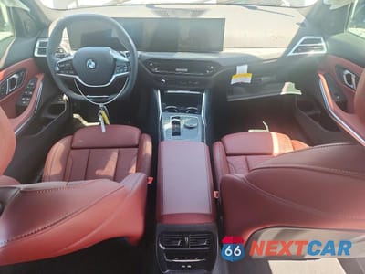 Zdjęcie 8 z 12 samochodu: 2025 BMW 330I VIN:3MW69CW03S8F61484 - miniatura