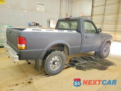 Trzecie zdjęcie samochodu z tyłu: 1994 FORD RANGER VIN:1FTCR11X1RTA39874 - miniatura