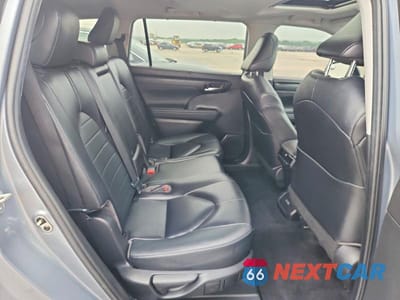 Zdjęcie 10 z 12 samochodu: 2023 TOYOTA HIGHLANDER XLE VIN:5TDKDRAH1PS018083 - miniatura