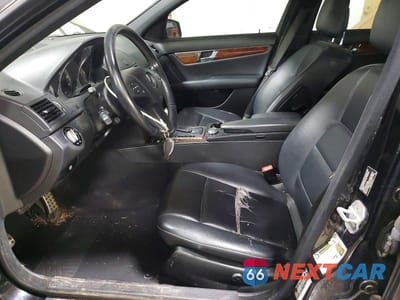 Zdjęcie 7 z 12 samochodu: 2010 MERCEDES-BENZ C 300 4MATIC VIN:WDDGF8BB1AR127109 - miniatura