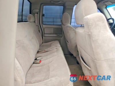 Zdjęcie 10 z 12 samochodu: 2001 CHEVROLET SILVERADO K2500 HEAVY DUTY VIN:1GCHK29U81E191153 - miniatura