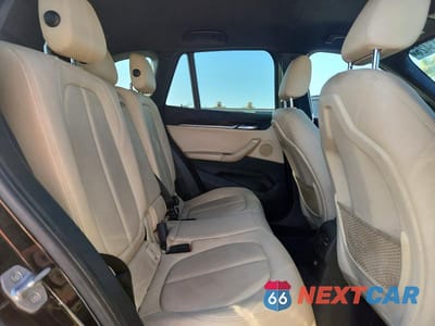 Zdjęcie 10 z 13 samochodu: 2017 BMW X1 SDRIVE28I VIN:WBXHU7C30H5H38374 - miniatura