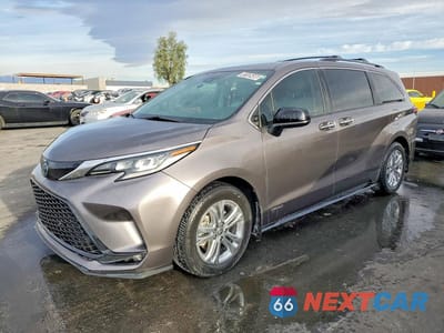 2021 TOYOTA SIENNA XSE 7-PASSENGER 5TDXSKFC4MS040025 - główne zdjęcie licytacji z USA - miniatura