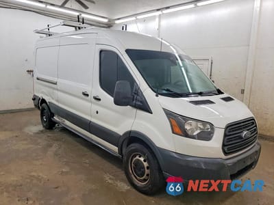 Czwarte zdjęcie samochodu z boku: 2017 FORD TRANSIT 250 UTILITY / SERVICE VAN VIN:1FTYR2CM8HKA83129 - miniatura