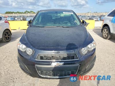 Piąte zdjęcie samochodu w środku: 2015 CHEVROLET SONIC LT VIN:1G1JC6SH5F4147569 - miniatura