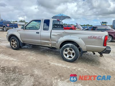 Drugie zdjęcie samochodu z przodu: 2001 NISSAN FRONTIER SC VIN:1N6MD26Y01C369713 - miniatura