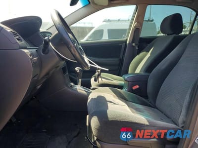 Zdjęcie 7 z 11 samochodu: 2005 TOYOTA COROLLA S VIN:1NXBR32E75Z439071 - miniatura