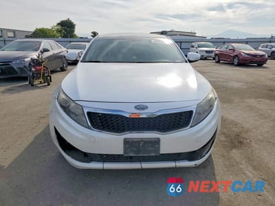 Piąte zdjęcie samochodu w środku: 2011 KIA OPTIMA LX VIN:KNAGM4A70B5159920 - miniatura