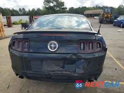 Zdjęcie 6 z 12 samochodu: 2014 FORD MUSTANG VIN:1ZVBP8AM0E5318406 - miniatura