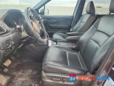 Zdjęcie 7 z 13 samochodu: 2020 HONDA PASSPORT VIN:5FNYF8H95LB020785 - miniatura