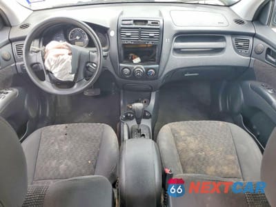 Zdjęcie 8 z 14 samochodu: 2007 KIA SPORTAGE LX VIN:KNDJF724X77432933 - miniatura