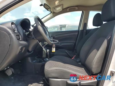 Zdjęcie 7 z 12 samochodu: 2018 NISSAN VERSA SV VIN:3N1CN7AP2JK400609 - miniatura