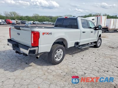 Trzecie zdjęcie samochodu z tyłu: 2025 FORD F350 SUPER DUTY VIN:1FT8W3BN1SEC01259 - miniatura