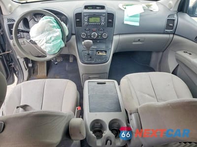 Zdjęcie 8 z 13 samochodu: 2014 KIA SEDONA LX VIN:KNDMG4C7XE6539419 - miniatura