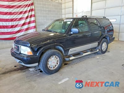 2000 GMC JIMMY / ENVOY 1GKDT13W3Y2226648 - główne zdjęcie licytacji z USA - miniatura
