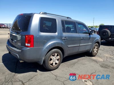 Trzecie zdjęcie samochodu z tyłu: 2010 HONDA PILOT TOURING VIN:5FNYF4H83AB021401 - miniatura