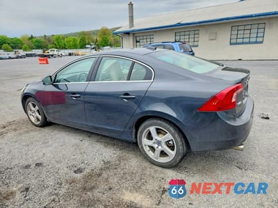 Drugie zdjęcie samochodu z przodu: 2013 VOLVO S60 T5 VIN:YV1612FS0D1208658 - miniatura