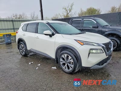 Czwarte zdjęcie samochodu z boku: 2023 NISSAN ROGUE SV VIN:5N1BT3BB9PC906314 - miniatura