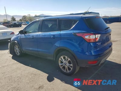 Drugie zdjęcie samochodu z przodu: 2017 FORD ESCAPE SE VIN:1FMCU0GD0HUC55662 - miniatura