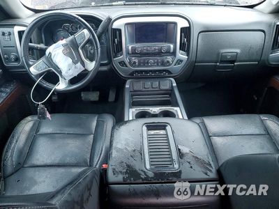 Zdjęcie 8 z 12 samochodu: 2018 GMC 6000 C1500 SLT VIN:3GTP1NEC3JG558708 - miniatura