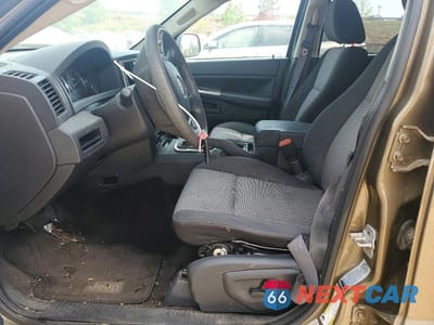 Zdjęcie 7 z 12 samochodu: 2008 JEEP GRAND CHEROKEE LAREDO VIN:1J8GS48K98C230208 - miniatura