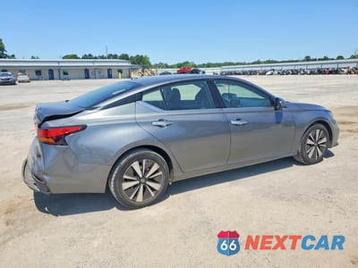 Trzecie zdjęcie samochodu z tyłu: 2019 NISSAN ALTIMA SL VIN:1N4BL4EV3KC216010 - miniatura