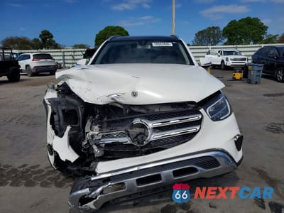 Piąte zdjęcie samochodu w środku: 2020 MERCEDES-BENZ GLC 300 VIN:WDC0G8DB5LF696257 - miniatura