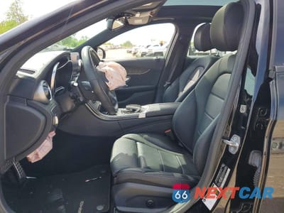 Zdjęcie 7 z 12 samochodu: 2017 MERCEDES-BENZ C 300 4MATIC VIN:55SWF4KB0HU230860 - miniatura