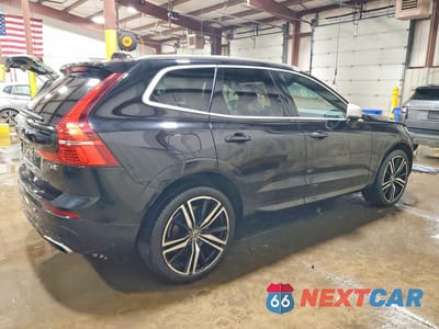 Trzecie zdjęcie samochodu z tyłu: 2019 VOLVO XC60 T6 R-DESIGN VIN:YV4A22RM3K1343539 - miniatura