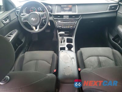 Zdjęcie 8 z 12 samochodu: 2018 KIA OPTIMA LX VIN:5XXGT4L38JG227990 - miniatura