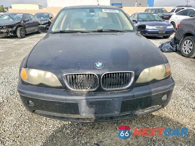 Piąte zdjęcie samochodu w środku: 2005 BMW 325 I VIN:WBAEV33415KW20520 - miniatura