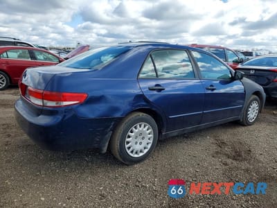 Trzecie zdjęcie samochodu z tyłu: 2004 HONDA ACCORD DX VIN:1HGCM56144A067779 - miniatura