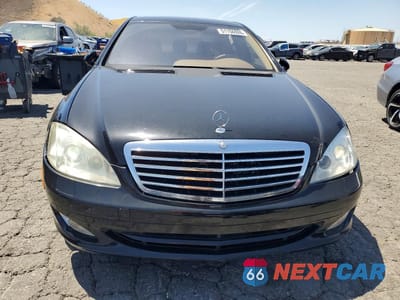 Piąte zdjęcie samochodu w środku: 2007 MERCEDES-BENZ S 550 VIN:WDDNG71X67A062406 - miniatura
