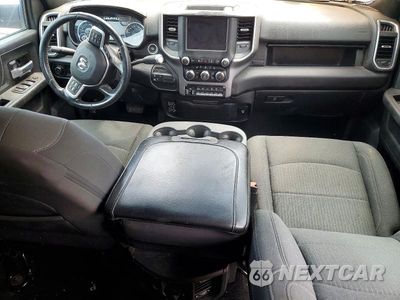 Zdjęcie 8 z 12 samochodu: 2021 RAM 3500 LARAMIE VIN:3C63RRJL0MG700626 - miniatura