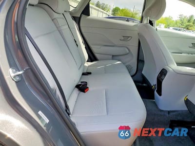 Zdjęcie 11 z 14 samochodu: 2025 HYUNDAI KONA SEL VIN:KM8HBCAB3SU228886 - miniatura