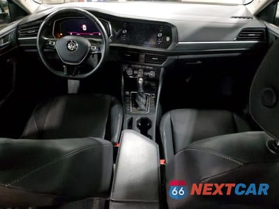 Zdjęcie 8 z 11 samochodu: 2019 VOLKSWAGEN JETTA SEL VIN:3VWEB7BU4KM264554 - miniatura