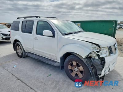 Czwarte zdjęcie samochodu z boku: 2006 NISSAN PATHFINDER S VIN:5N1AR18U26C600299 - miniatura