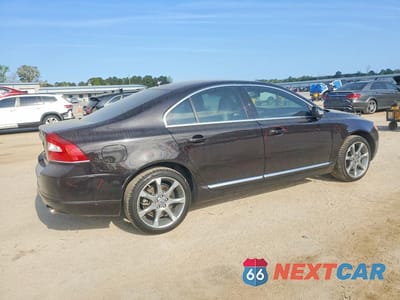 Trzecie zdjęcie samochodu z tyłu: 2011 VOLVO S80 3.2 VIN:YV1952AS7B1135570 - miniatura